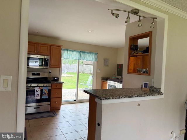 259 N DENNIS DR, Clayton, NJ 08312