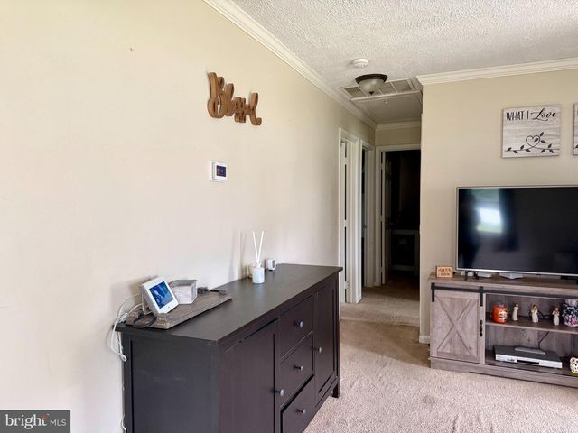 259 N DENNIS DR, Clayton, NJ 08312