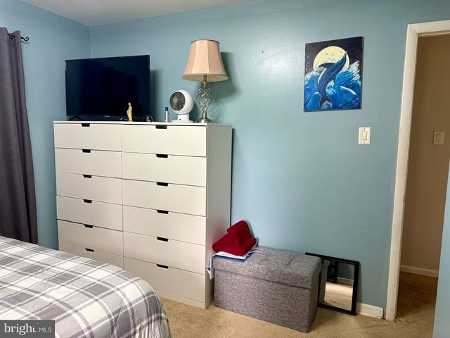 259 N DENNIS DR, Clayton, NJ 08312