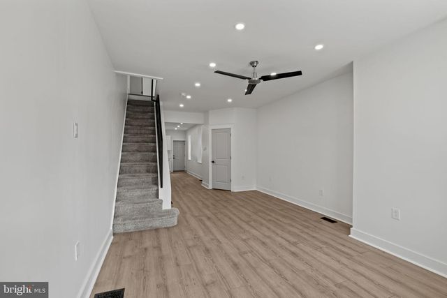 3450 ALMOND ST, Philadelphia, PA 19134