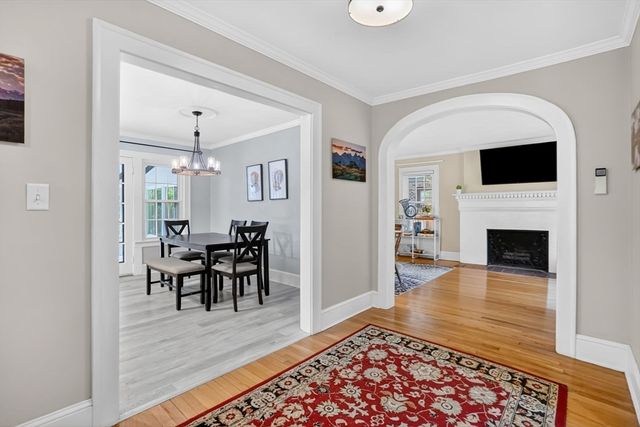 158 Wenonah Rd, Longmeadow, MA 01106