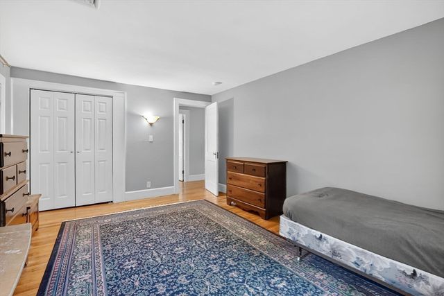 158 Wenonah Rd, Longmeadow, MA 01106