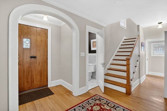 158 Wenonah Rd, Longmeadow, MA 01106