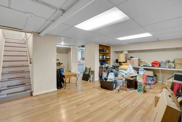 158 Wenonah Rd, Longmeadow, MA 01106