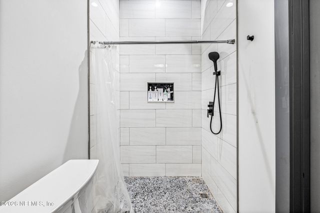 6012 LONG BRANCH Road, Jacksonville, FL 32234