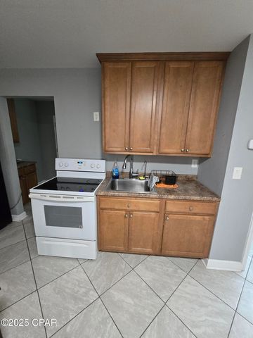 222 Elm Avenue, Panama City, FL 32401