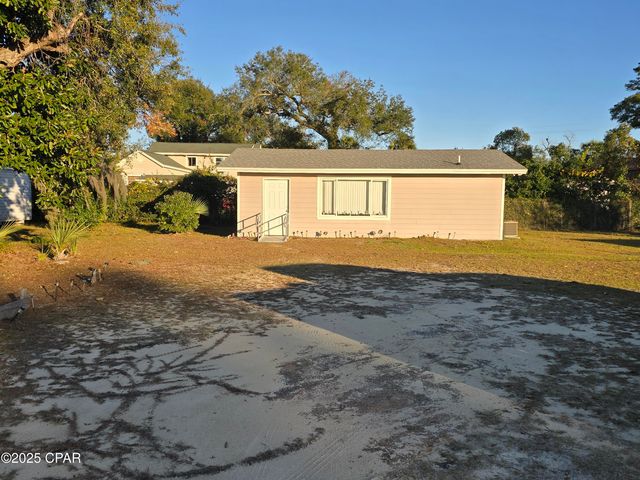 222 Elm Avenue, Panama City, FL 32401