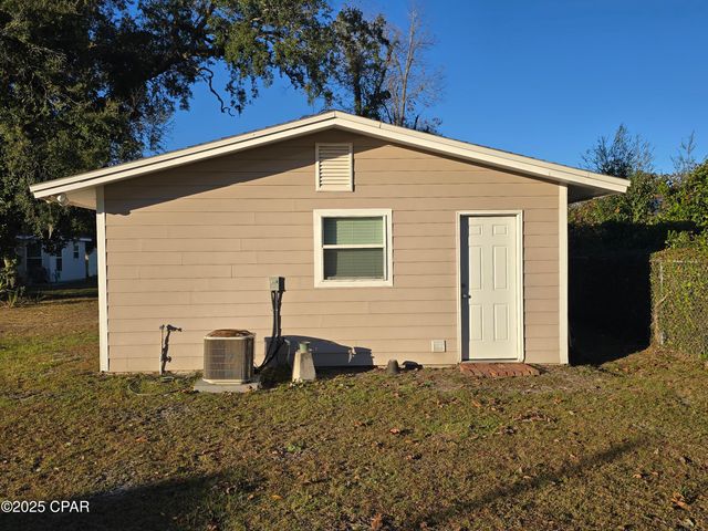 222 Elm Avenue, Panama City, FL 32401