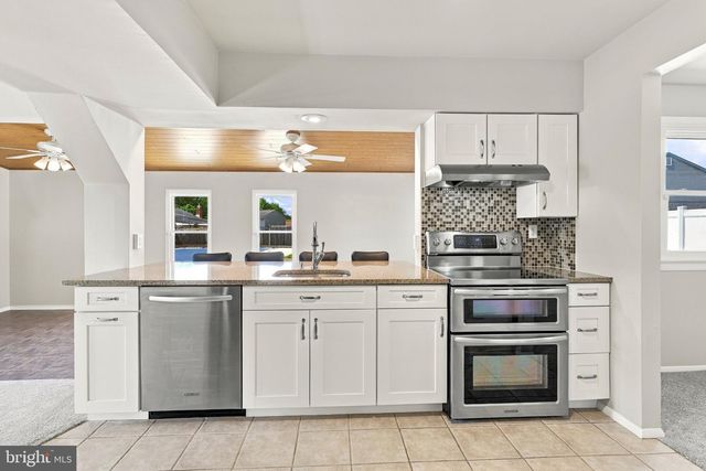 4 ORION WAY, Sewell, NJ 08080