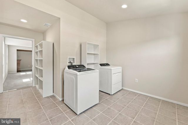 4 ORION WAY, Sewell, NJ 08080
