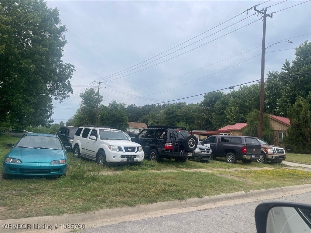 1600 S 11th Street, Fort Smith, AR 72901