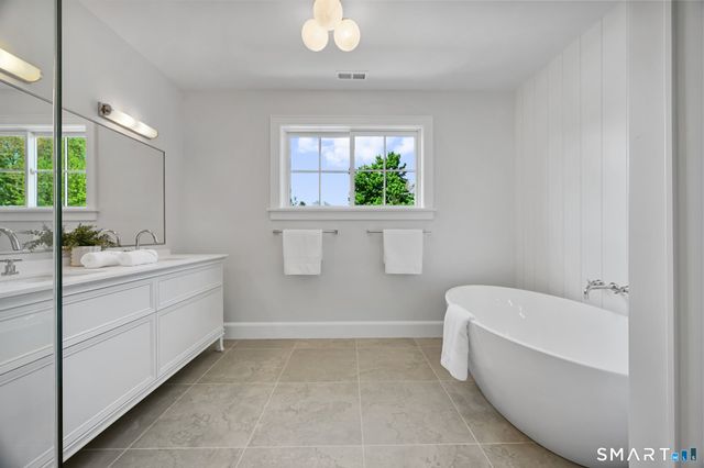 171 Compo Road South, Westport, CT 06880