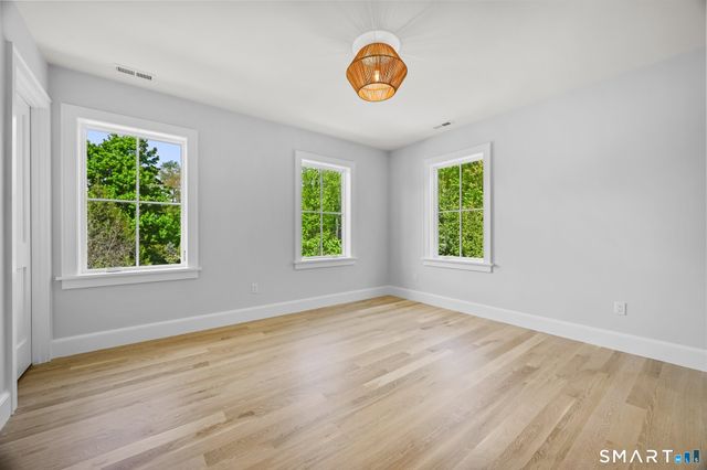 171 Compo Road South, Westport, CT 06880