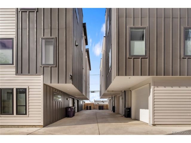 1467 N Locust St, Denver, CO 80220