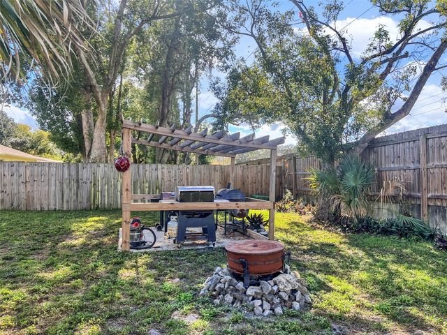 898 LITTLE BEND ROAD, Altamonte Springs, FL 32714