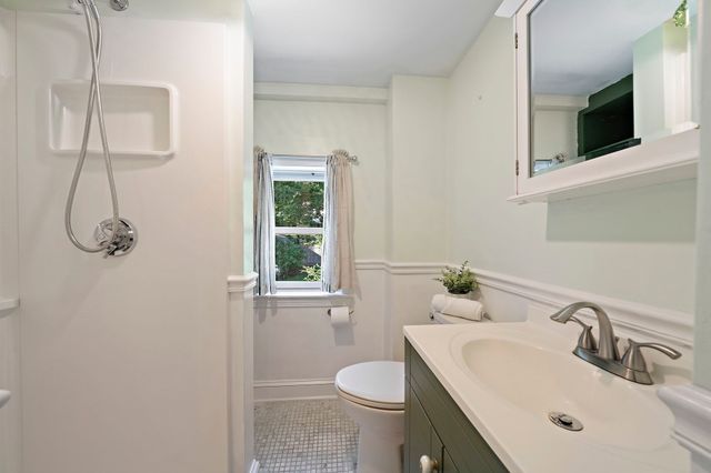 41 Chapel St, Canton, MA 02021
