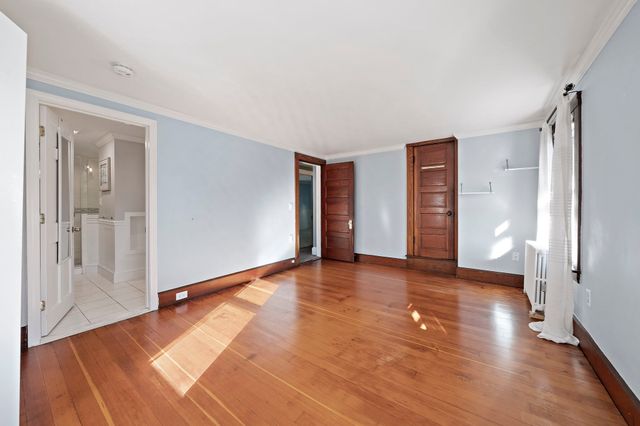 41 Chapel St, Canton, MA 02021