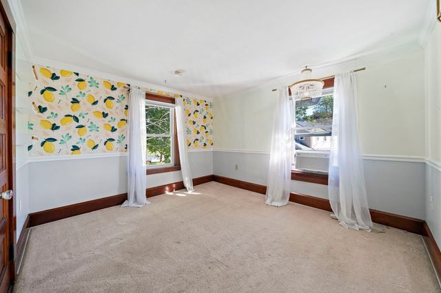 41 Chapel St, Canton, MA 02021