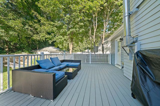 41 Chapel St, Canton, MA 02021