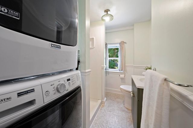 41 Chapel St, Canton, MA 02021