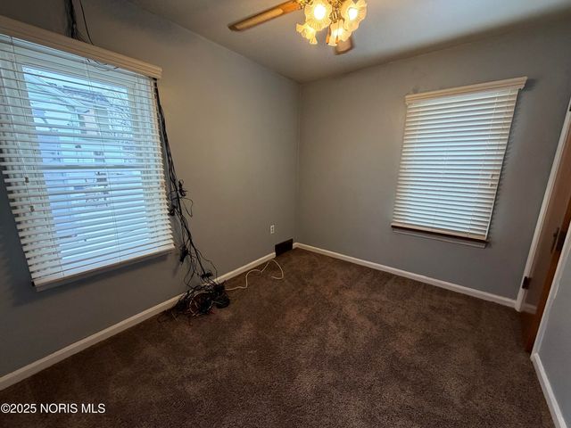 710 N Byrne Road, Toledo, OH 43607