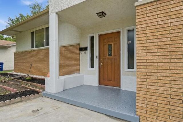 5320 Hazelwood Road, Columbus, OH 43229