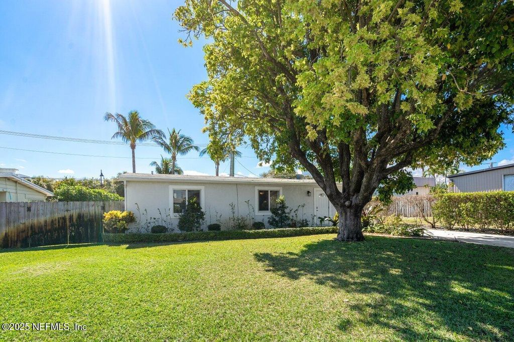 110 STERNS Street, Lake Worth, FL 33462