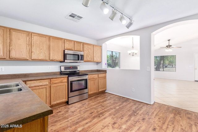 1924 S 172nd Lane, Goodyear, AZ 85338