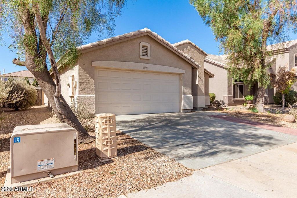1924 S 172nd Lane, Goodyear, AZ 85338