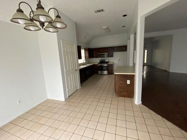 2801 Clearmeadow Drive, Mesquite, TX 75181