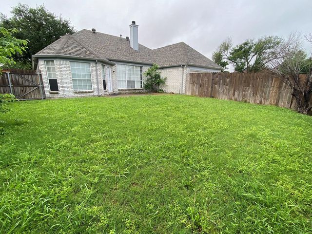 2801 Clearmeadow Drive, Mesquite, TX 75181