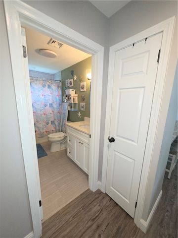 95 2nd Avenue, Cranston, RI 02910