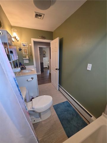 95 2nd Avenue, Cranston, RI 02910