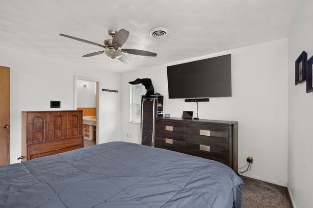 504 Rickey Canyon Avenue, Desoto, TX 75115
