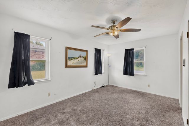 504 Rickey Canyon Avenue, Desoto, TX 75115