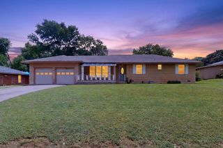 504 Rickey Canyon Avenue, Desoto, TX 75115