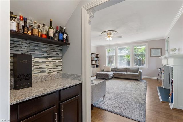 424 W Princess Anne RD, Norfolk, VA 23517