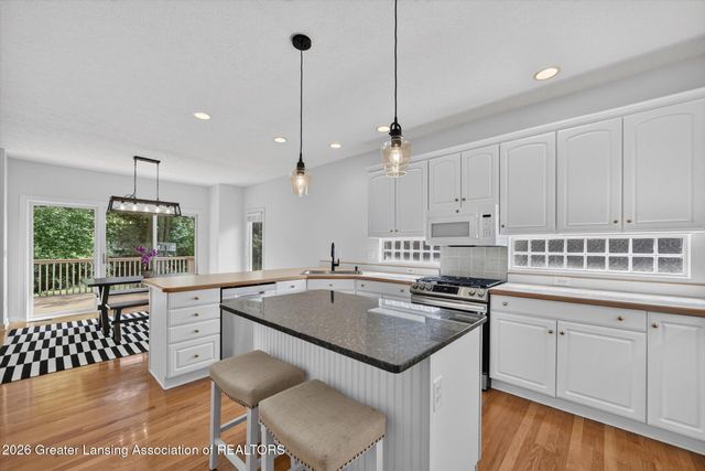 1791 Elk Lane, Okemos, MI 48864