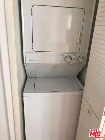 1804 CAMDEN Avenue 203, Los Angeles, CA 90025