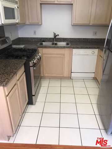 1804 CAMDEN Avenue 203, Los Angeles, CA 90025