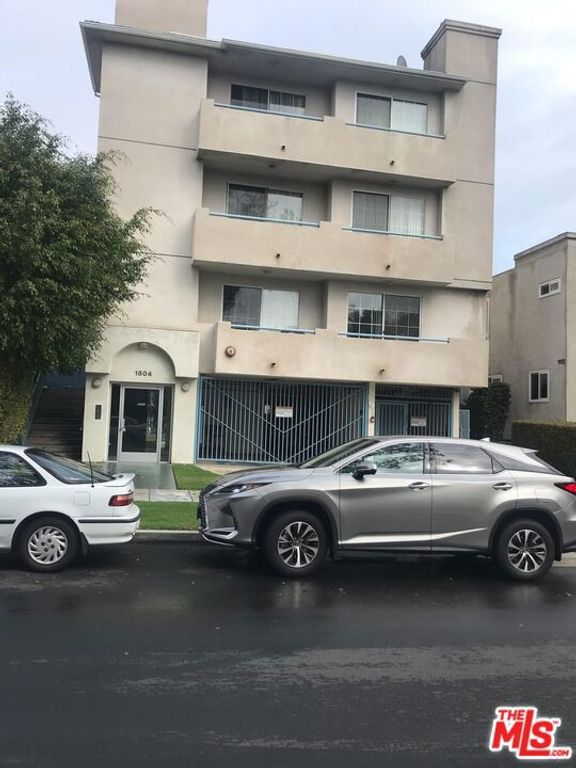 1804 CAMDEN Avenue 203, Los Angeles, CA 90025