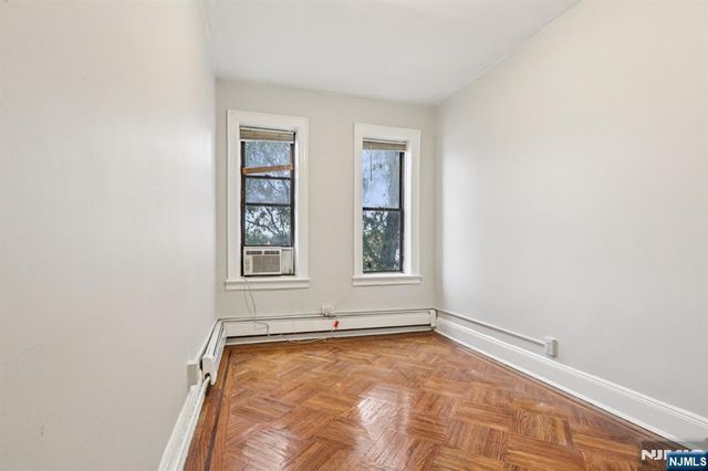 262 Clendenny Avenue 6, Jersey City, NJ 07304
