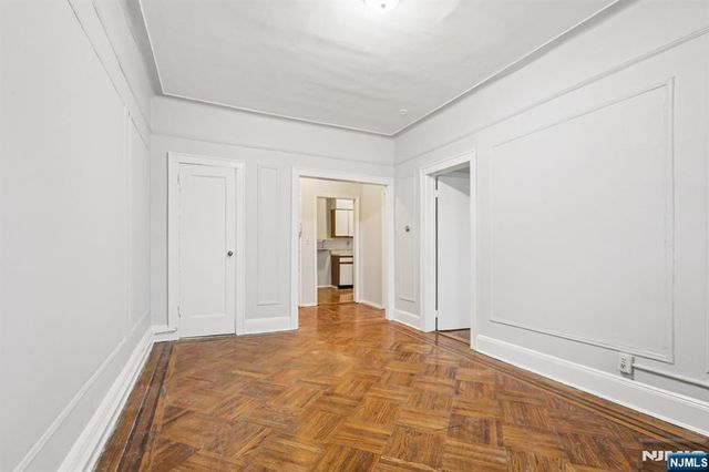 262 Clendenny Avenue 6, Jersey City, NJ 07304