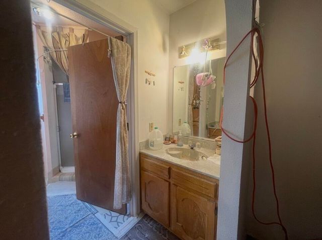 2109 Stanford Drive SE, Albuquerque, NM 87106