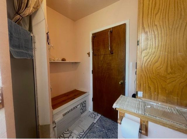 2109 Stanford Drive SE, Albuquerque, NM 87106