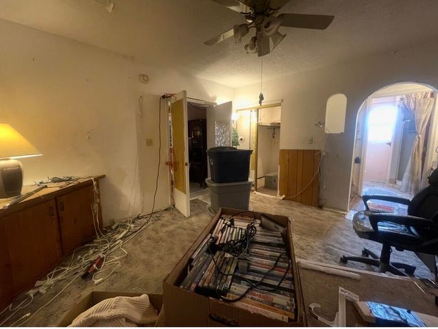 2109 Stanford Drive SE, Albuquerque, NM 87106