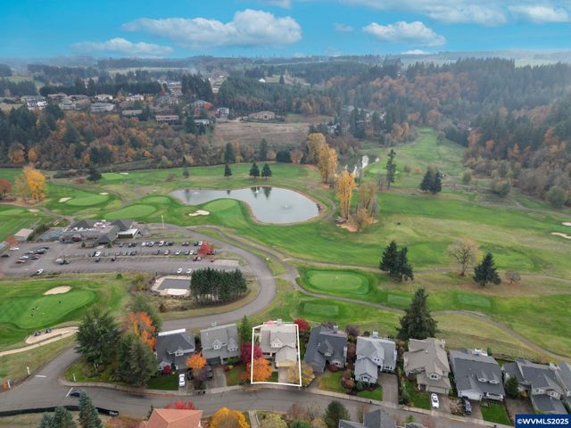 644 Creekside Dr SE, Salem, OR 97306