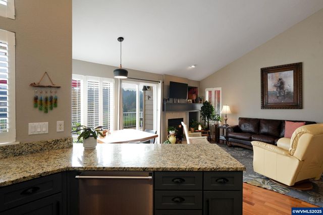 644 Creekside Dr SE, Salem, OR 97306