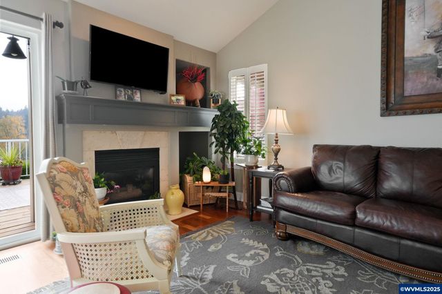 644 Creekside Dr SE, Salem, OR 97306