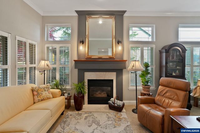 644 Creekside Dr SE, Salem, OR 97306